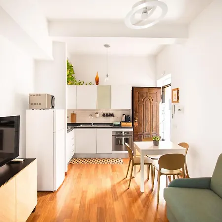 Interno Otto Con Bellissima Terrazza E Gazebo 公寓 *