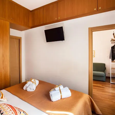 アパート Interno Otto Con Bellissima Terrazza E Gazebo ローマ